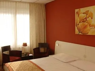 Fletcher Stadshotel Szálloda